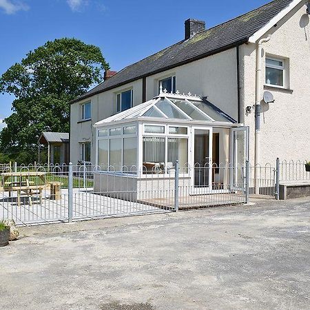Cob Cottage Tregaron Bagian luar foto
